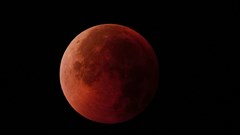 Tối nay Việt Nam đón “trăng máu“