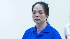 Bênh con “nghịch hơi quá”, người mẹ túm tóc, tát hàng xóm lĩnh án tù