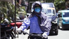 Miền Bắc nắng nóng kỷ lục, nhiều nơi lập đỉnh nhiệt tháng 5