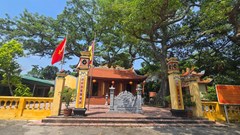 Hải Phòng: Đền Vạn Chài thờ Tứ vị Thánh Nương - các vị thần nữ ở cửa sông biển