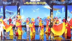 Chương trình chính luận nghệ thuật “Quảng Ninh - Một miền đất, một tình yêu”