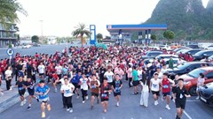 Quảng Ninh: Gần 2.000 cha mẹ, học sinh cùng tham gia Ngày hội Gia đình Lê Thánh Tông