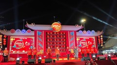 Gần 60.000 người tham dự Lễ hội Tết ba nước Việt Nam - Thái Lan - Trung Quốc