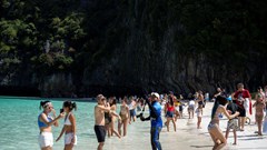 Thái Lan đề xuất siết visa miễn phí nhằm thu hút khách du lịch chất lượng cao