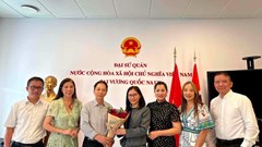 Gắn kết cộng đồng người Việt tại Na Uy với quê hương