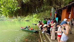 Ninh Bình: Công khai đường dây nóng hỗ trợ du lịch