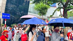 Càng về chiều người dân càng đổ về đông nghẹt các tuyến phố xem tổng hợp luyện