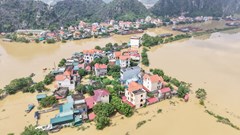 Toàn cảnh Kênh Gà bị cô lập trong nước lũ