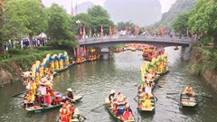 Ninh Bình nâng tầm Lễ hội Tràng An thành lễ hội cấp tỉnh