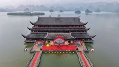 “Bình minh cõi Phật - Tam Chúc khai xuân”