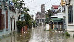 Ninh Bình: Nhiều khu vực bị ngập do mưa lũ