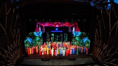 SVF Academy thắp sáng ước mơ trở thành NTK áo dài của giáo viên, sinh viên