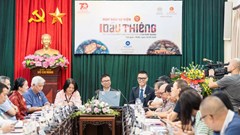 Họa sĩ Chu Nhật Quang trưng bày “Dấu thiêng” tại Hoàng thành Thăng Long
