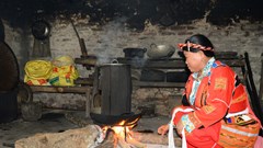 Triết lí nhân sinh quan trong bữa ăn của người Pà Thẻn