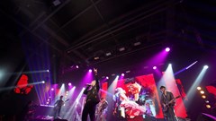 Ngũ Cung đưa Sơn Đoòng, Cô đôi thượng ngàn vào Rock