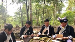 Lễ cúng rừng đầu năm của đồng bào các dân tộc thiểu số ở Lào Cai