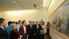 Nét bút trong đạn lửa của họa sĩ Huỳnh Phương Đông