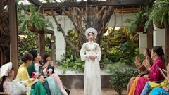 Nguyễn Cao Minh Anh làm “nàng thơ” trong show diễn của Cao Minh Tiến