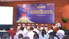 Độc giả vẫn phải tìm điểm neo đậu niềm tin từ báo chí chính thống