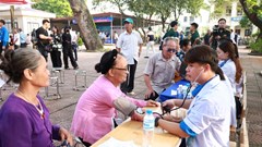 Khám sức khỏe định kỳ miễn phí cho người từ 60 tuổi trở lên