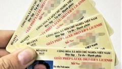 Đổi giấy phép lái xe trực tuyến nhưng chưa nhận được bản cứng, người dân cần làm gì?