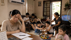 Tôi bắt đầu sợ kỳ nghỉ hè vì năm nào chị chồng cũng gửi con về quê nhờ chăm sóc