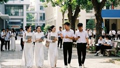 Không cần học đủ 4 năm, ai có thể tốt nghiệp đại học chỉ sau 2 năm?