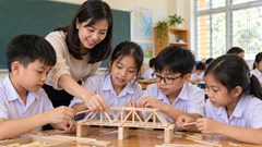 Từ 15.11, thu tiền hoạt động ở trường: Gắn nhãn “tự nguyện” chưa đủ