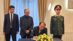 Xúc động Lễ viếng Tổng Bí thư Nguyễn Phú Trọng tại Pháp