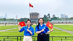 Quảng trường Ba Đình rộn ràng bước chân tuổi trẻ trước thềm 30.4