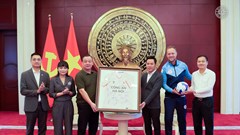 Đại sứ quán Việt Nam tại Trung Quốc tiếp đón CLB Công an Hà Nội