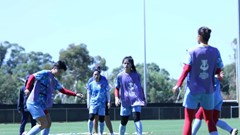 ĐT nữ Việt Nam tích cực tập luyện trong nắng nóng