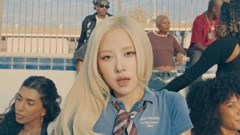 Rosé (Blackpink) tung MV “New trick” quay hoàn toàn bằng iPhone 18 Pro