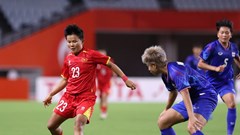 Chủ tịch LĐBĐ Việt Nam Trần Quốc Tuấn chúc mừng ĐT nữ Việt Nam giành vé tứ kết ASIAD 20
