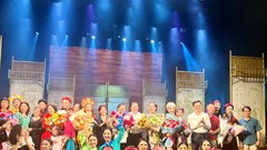 Nghệ thuật tuồng tạo sức hút với khán giả qua một vở đề tài dân gian