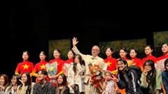 Xúc động khi xem vở kịch “Lá đơn thứ 72” 