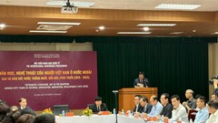 Tạo điều kiện phát triển văn học, nghệ thuật của người Việt Nam ở nước ngoài