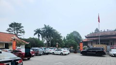 Khu Văn hóa tưởng niệm biến thành bãi giữ xe 