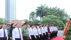 Lãnh đạo tỉnh Thanh Hóa dâng hương, dâng hoa tưởng niệm Chủ tịch Hồ Chí Minh