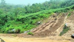 Thanh Hoá công bố tình huống khẩn cấp sạt lở đất nhiều nơi