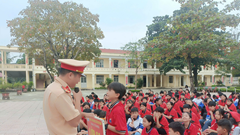 Hơn 70.000 giáo viên, học sinh được tuyên truyền pháp luật về trật tự an toàn giao thông