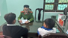 Hai thiếu niên bắn bể kính xe khách trên cao tốc Bắc – Nam