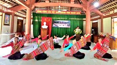 Bảo tồn di sản văn hoá vùng cao, phát triển du lịch