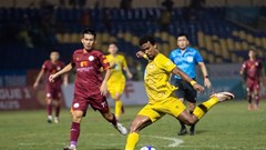 Để rơi chiến thắng phút bù giờ, Đông Á Thanh Hóa lỡ cơ hội ngắt chuỗi trận tệ hại