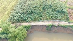 Chạy đua với dòng xiết: Lá chắn thép bên sông Âm