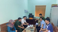 Cân thiếu hải sản bị du khách tố, tiểu thương Sầm Sơn bị xử phạt nặng