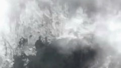 Cả rừng rung chuyển vì sạt lở đá khủng