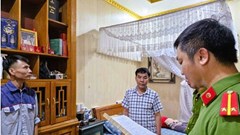 Thủ nhang đền linh thiêng Am Tiên bị công an khám nhà vì lô đề