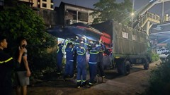 Tìm thấy thi thể nữ sinh cấp 3 nhảy cầu Bến Tượng