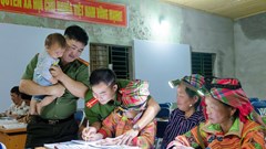 Thắp sáng con chữ vùng cao giữa đại ngàn Tây Côn Lĩnh